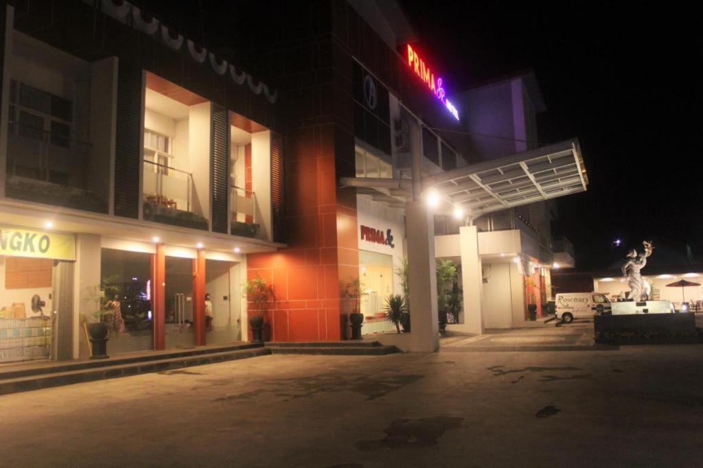 Prima Sr Hotel & Convention Yogyakarta Sleman  Exteriér fotografie