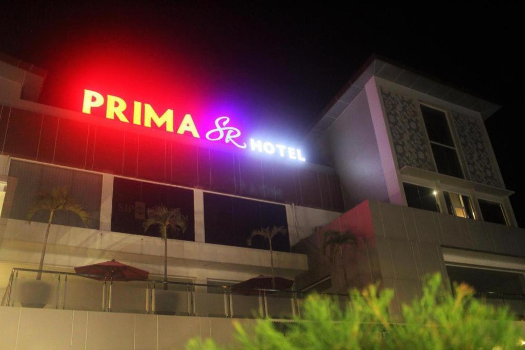 Prima Sr Hotel & Convention Yogyakarta Sleman  Exteriér fotografie