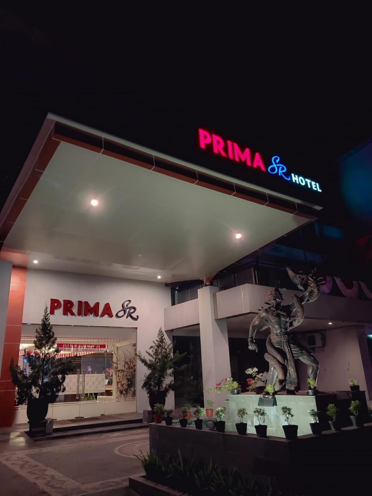 Prima Sr Hotel & Convention Yogyakarta Sleman  Exteriér fotografie