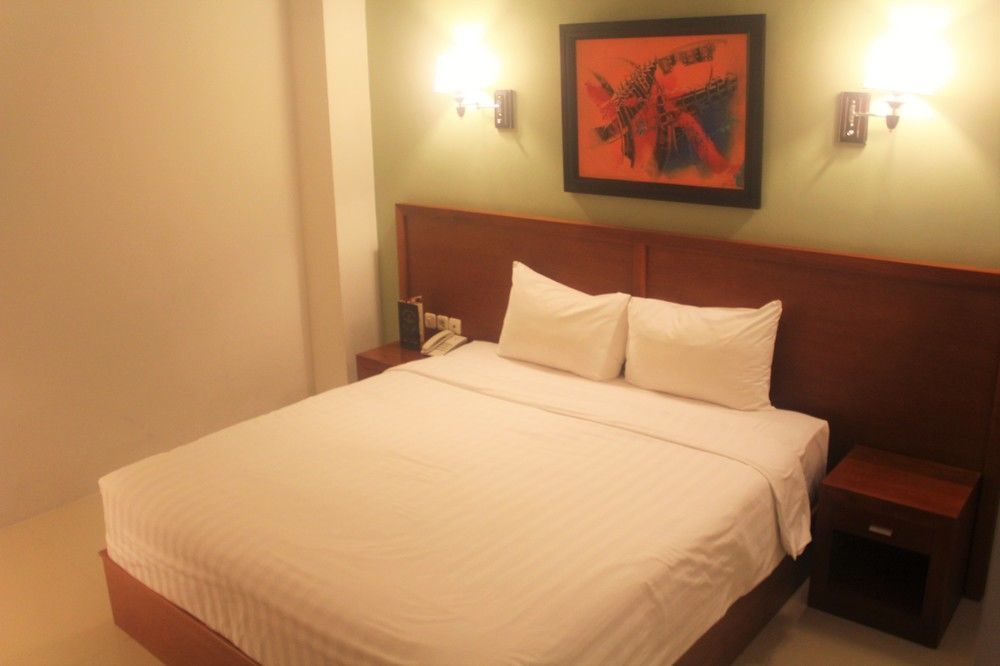 Prima Sr Hotel & Convention Yogyakarta Sleman  Exteriér fotografie
