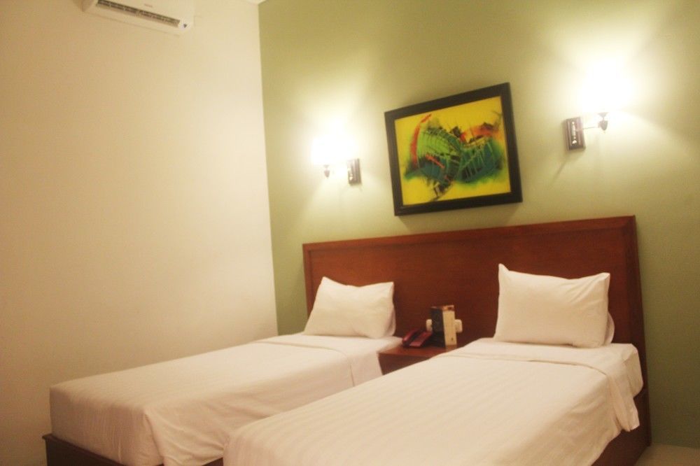 Prima Sr Hotel & Convention Yogyakarta Sleman  Exteriér fotografie