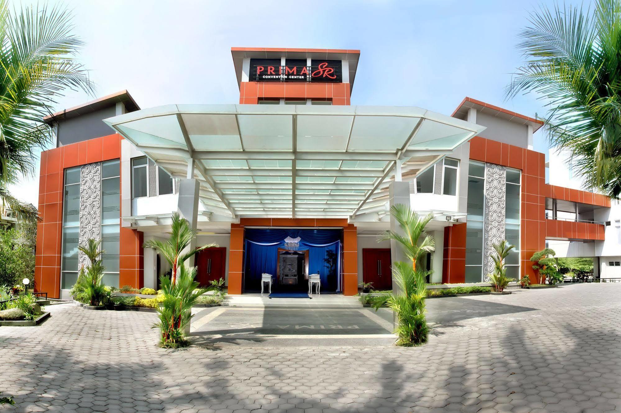 Prima Sr Hotel & Convention Yogyakarta Sleman  Exteriér fotografie